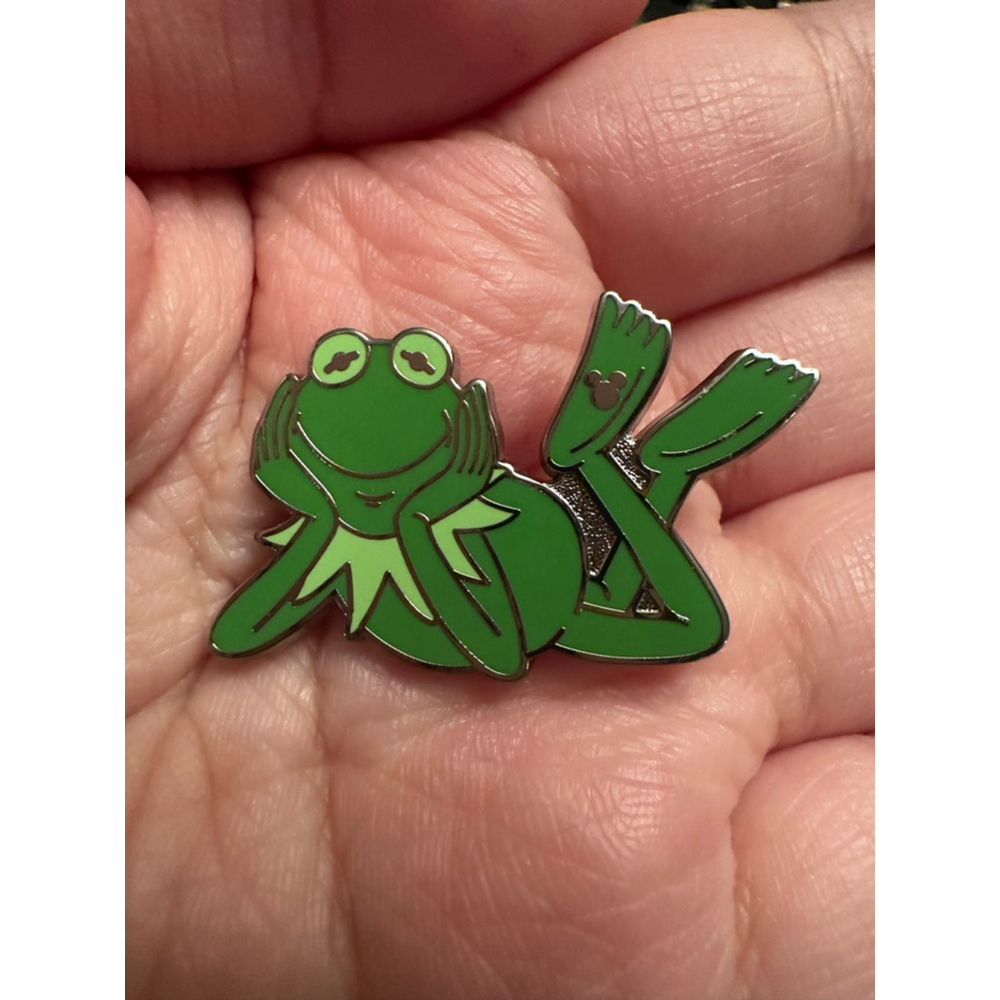 Disney Hidden Mickey Kermit The Frog Pin WDW Wave B Green Color Story 2025